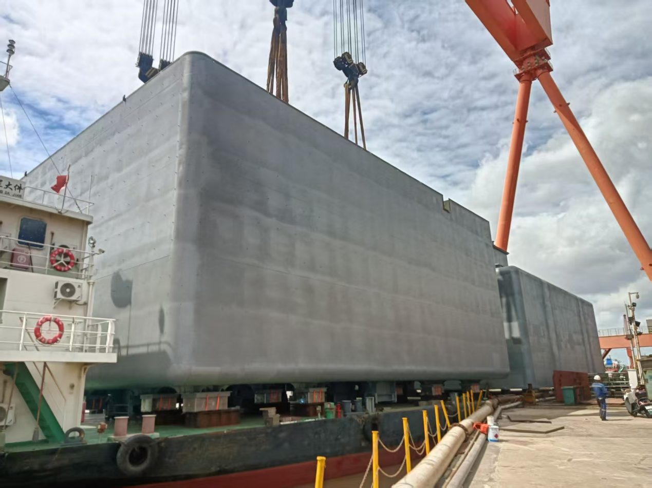 华滋能源8船套16,000 TEU集装箱船B型LNG燃料舱完美收官